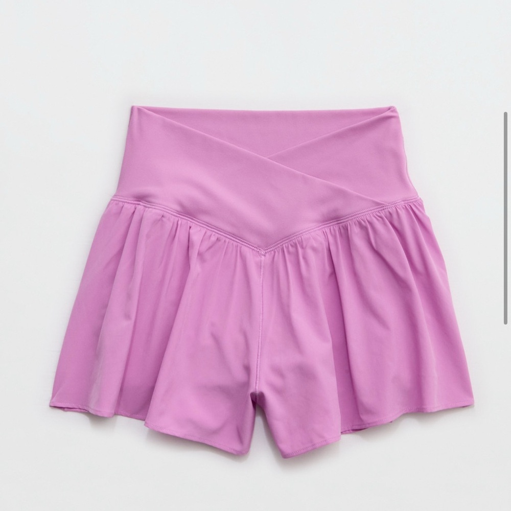 OFFLINE By aerie Real Me crossover flowy Shorts size XS - light pink